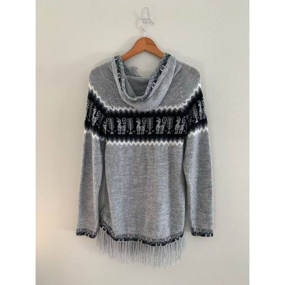 Handmade in Peru Albinaas Alpaca Fringe Hooded Fringe Sweater - Picture 2 of 9